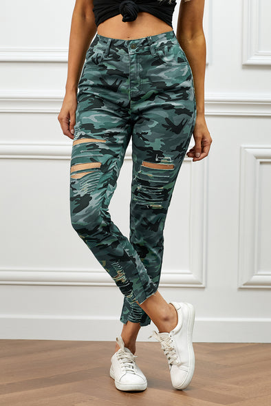 Distressed-Camouflage-Jeans