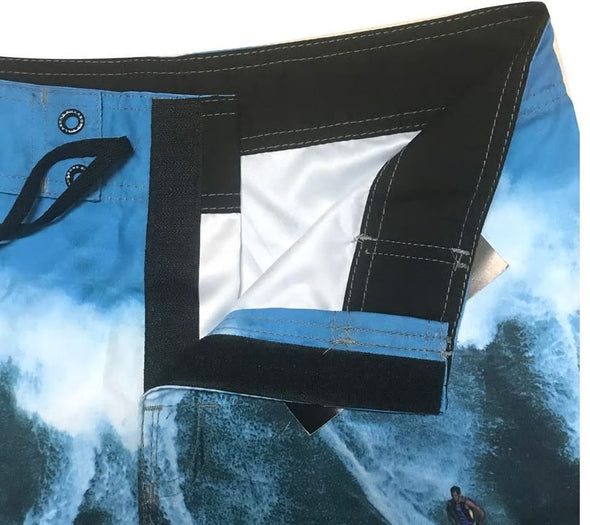 The Big Wave | Men's Graphic Boardshorts Fly Upclose